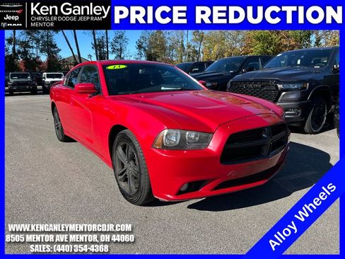 Used 2013 Dodge Charger SXT Plus image 1
