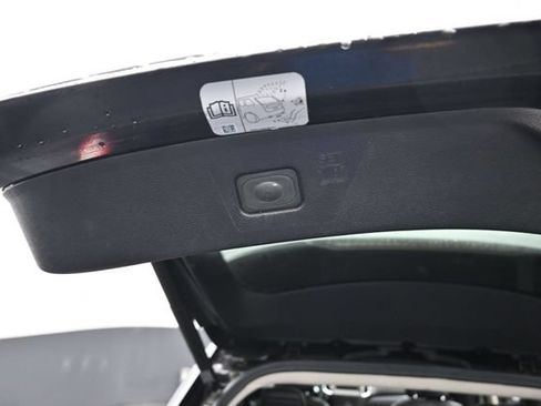 Used 2016 Ford Edge Titanium AWD/4WD image 7