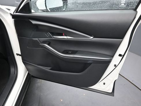 Certified 2025 MAZDA CX-30 AWD 2.5 S w/ Preferred Package image 19