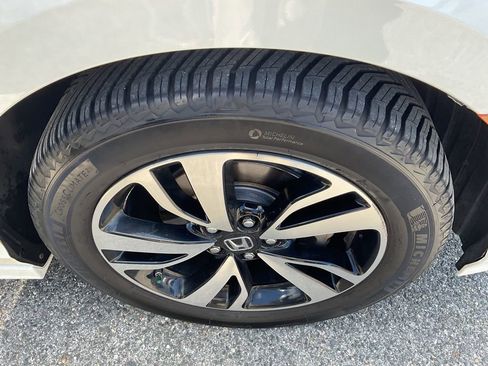 Used 2018 Honda Odyssey Elite image 11