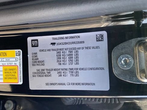 Certified 2024 GMC Yukon SLT AWD/4WD image 26