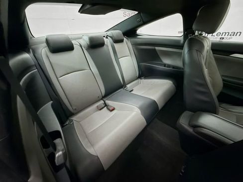 Used 2017 Honda Civic Touring image 29