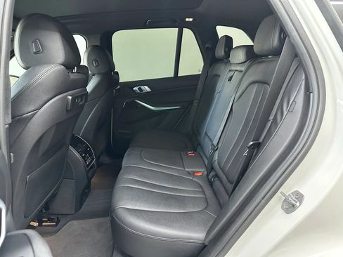 Used 2019 BMW X5 xDrive40i w/ Convenience Package AWD/4WD image 25