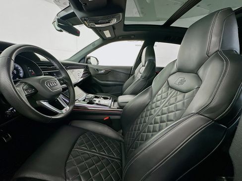 Used 2022 Audi SQ8 Prestige w/ Prestige Package image 21