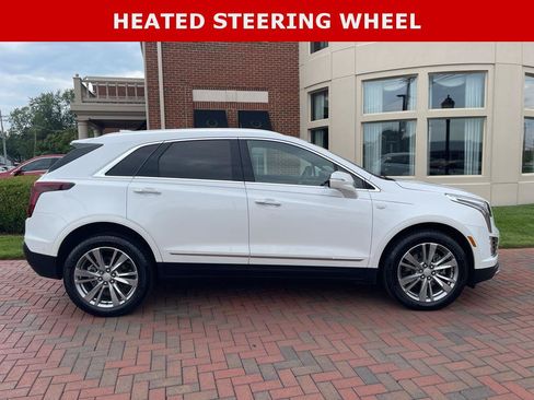 Used 2024 Cadillac XT5 Premium Luxury w/ Technology Package AWD/4WD image 7