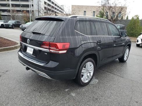 Used 2019 Volkswagen Atlas SE w/ Panoramic Sunroof Package image 3