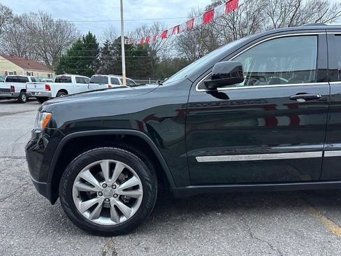 Used 2012 Jeep Grand Cherokee Laredo image 6
