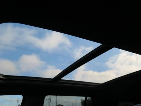 Used 2024 GMC Yukon Denali Ultimate image 15