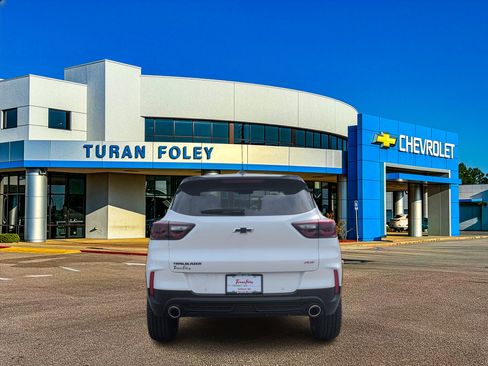 New 2026 Chevrolet TrailBlazer RS w/ Driver Confidence Package FWD image 4