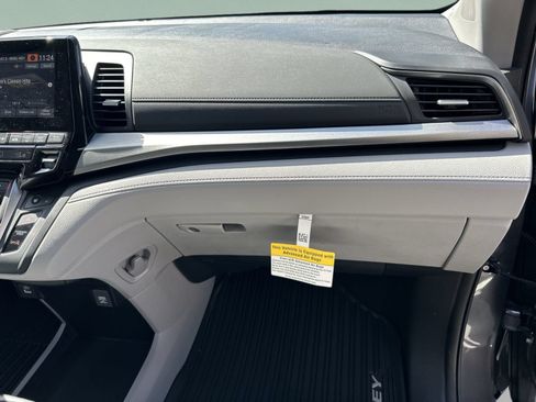 Used 2024 Honda Odyssey EX-L image 21