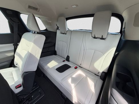 New 2026 INFINITI QX60 Luxe w/ Cargo Package image 19