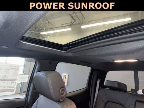 New 2026 GMC Canyon Elevation w/ Convenience Package image 29