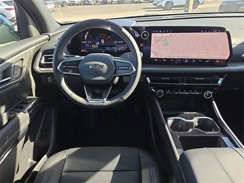 New 2026 Chevrolet Traverse LT w/ Midnight/Sport Edition image 8
