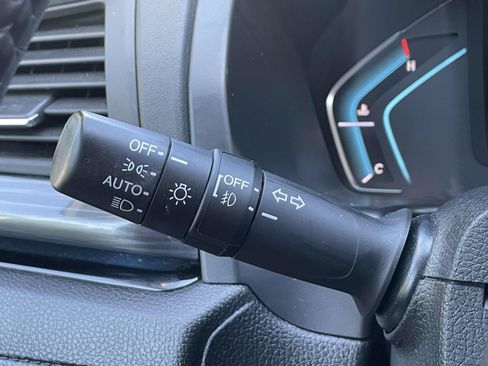 Used 2023 Honda Odyssey Elite image 40
