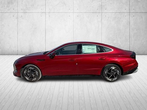 New 2026 Hyundai Sonata SEL FWD image 2