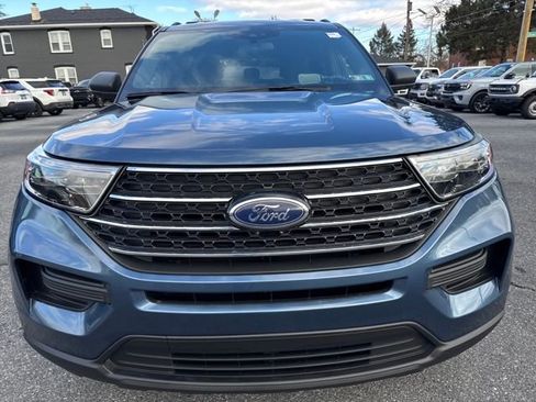 Used 2020 Ford Explorer XLT w/ Comfort Package image 8