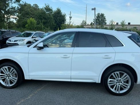 Used 2018 Audi Q5 2.0T Premium Plus w/ Premium Plus Package AWD/4WD image 4