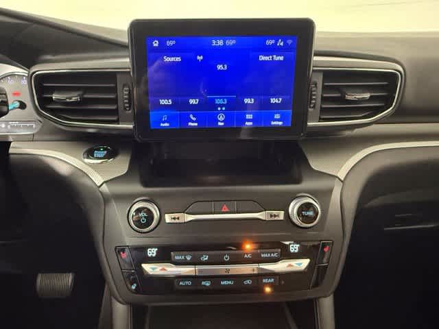 Used 2020 Ford Explorer XLT w/ Equipment Group 202A RWD image 21