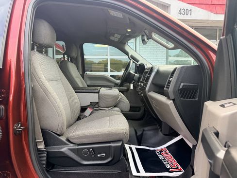 Used 2017 Ford F150 XLT w/ Equipment Group 302A Luxury RWD image 39