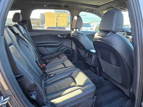 Certified 2025 Audi Q7 2.0T Premium Plus w/ Premium Plus Package image 13