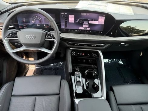 New 2026 Audi Q5 Premium Plus AWD/4WD image 19