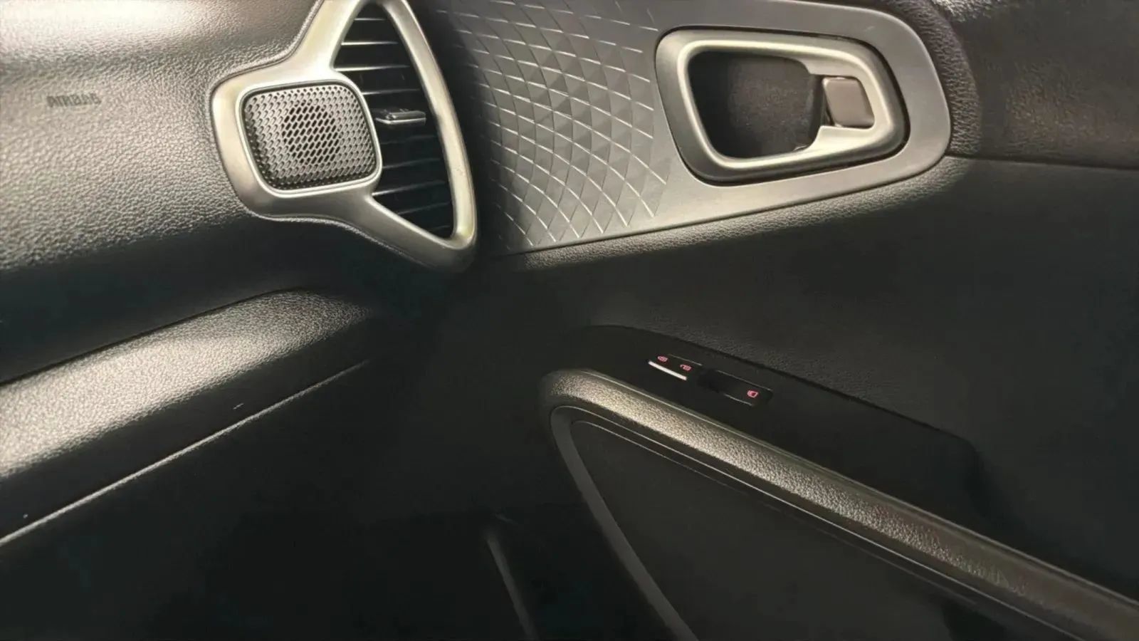 Used 2020 Kia Soul S FWD image 15