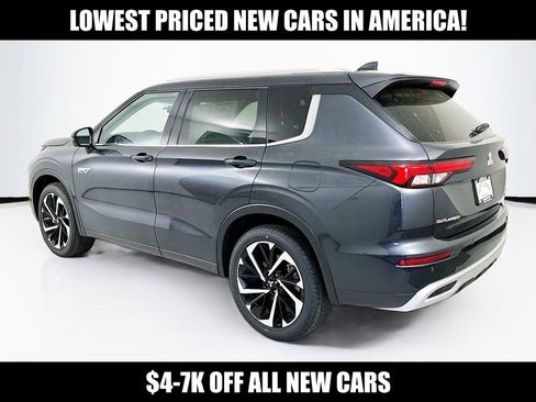 New 2024 Mitsubishi Outlander SEL image 5