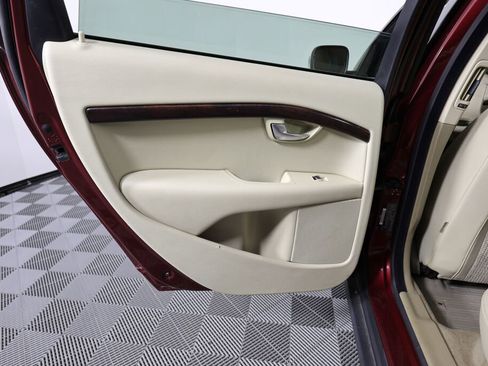 Used 2009 Volvo XC70 3.2 image 17