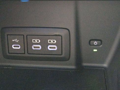 Certified 2024 Toyota Venza Nightshade AWD/4WD image 23