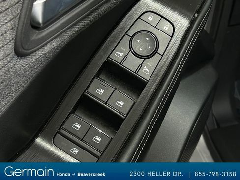 Used 2023 Nissan Rogue SV image 19