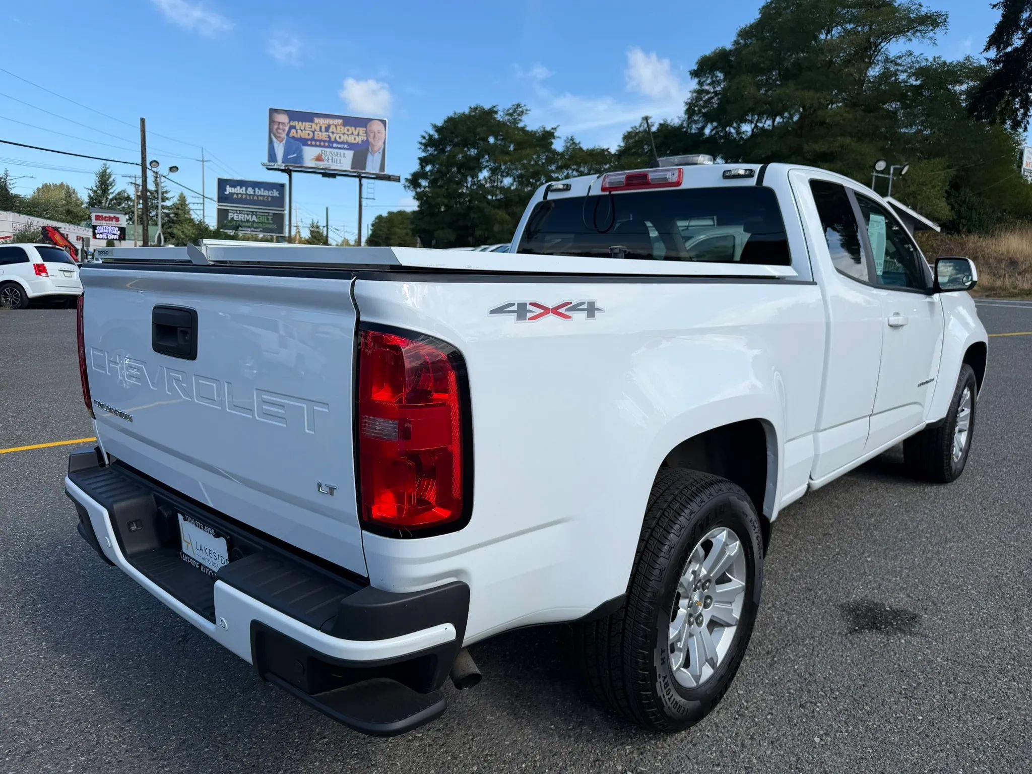 Used 2022 Chevrolet Colorado LT w/ Fleet Safety Package AWD/4WD image 6