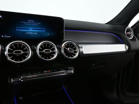 Certified 2021 Mercedes-Benz GLB 250 image 13