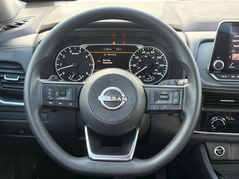 Used 2023 Nissan Rogue S FWD image 23