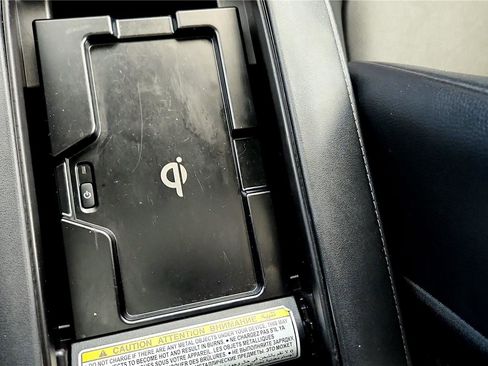 Certified 2021 Toyota Highlander XLE image 53