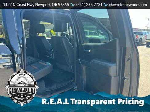 Used 2021 GMC Sierra 1500 AT4 w/ AT4 Value Package AWD/4WD image 33