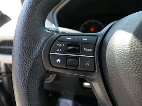 Used 2024 Honda HR-V LX image 15