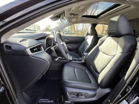 New 2026 Toyota Corolla Cross XLE w/ Convenience Package image 10