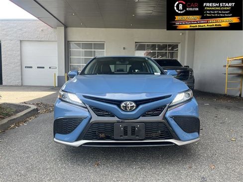 Used 2023 Toyota Camry XSE image 2