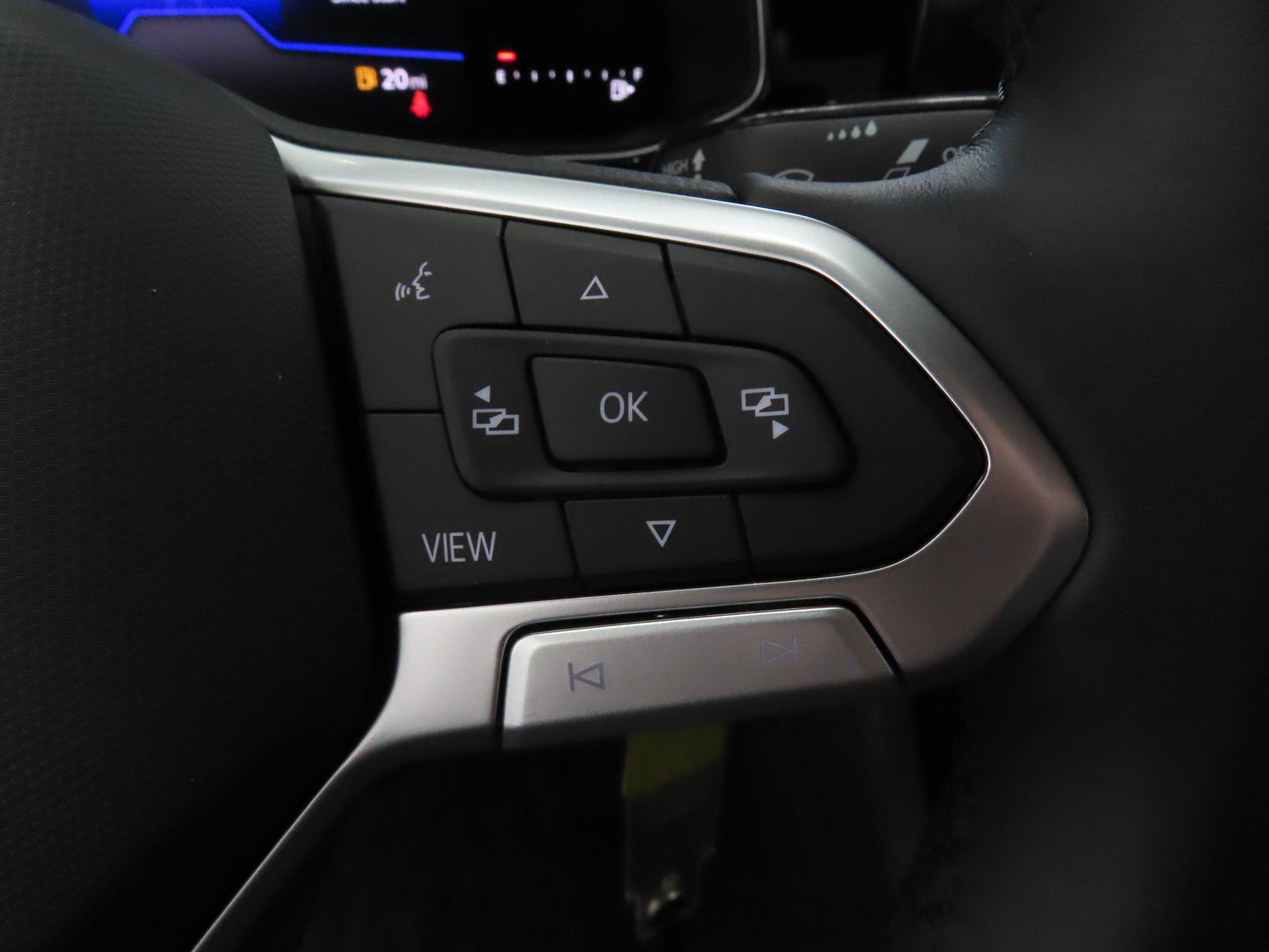 Used 2026 Volkswagen Jetta Sport FWD image 13