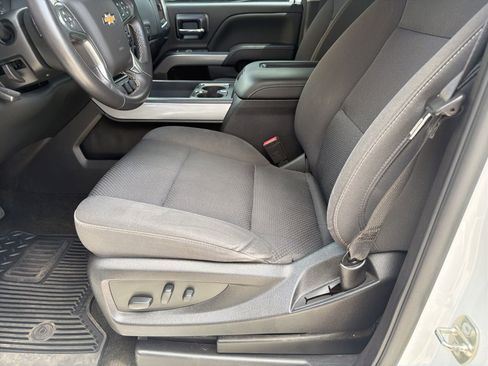 Used 2018 Chevrolet Silverado 1500 LT w/ All Star Edition image 10