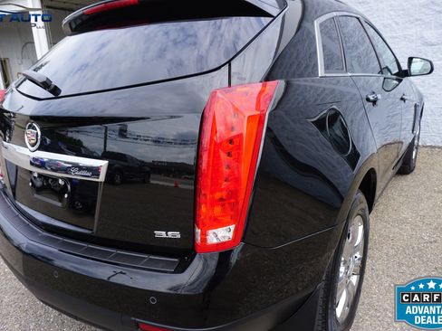 Used 2015 Cadillac SRX Luxury w/ Driver Awareness Package AWD/4WD image 11