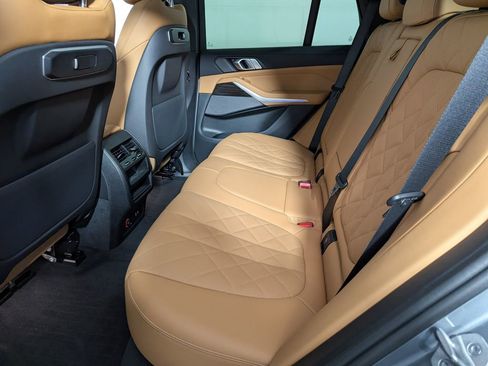 Certified 2024 BMW X5 xDrive40i w/ Premium Package image 48