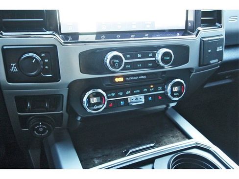 Used 2022 Ford F250 Lariat w/ Tremor Off-Road Package image 25