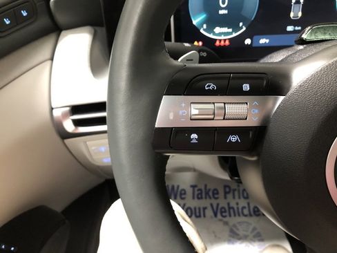 Used 2025 Hyundai Tucson Limited image 25