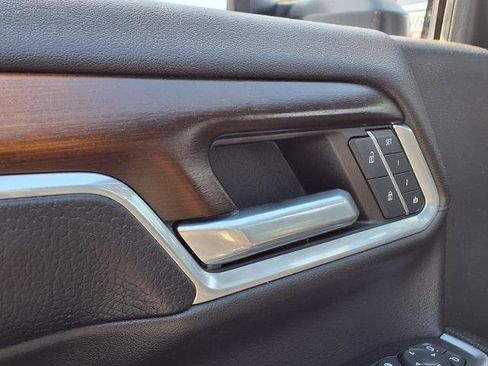 Certified 2024 GMC Sierra 2500 Denali w/ Denali Reserve Package image 16