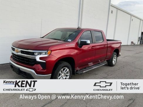 Used 2024 Chevrolet Silverado 1500 LT w/ Convenience Package II image 36