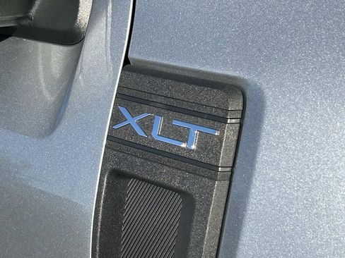 Used 2024 Ford Maverick XLT image 13