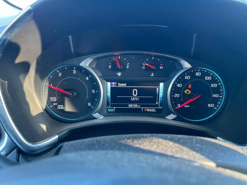 Used 2018 Chevrolet Equinox Premier AWD/4WD image 10