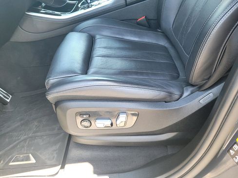 Used 2021 BMW X5 M50i AWD/4WD image 18