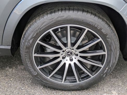 New 2026 Mercedes-Benz GLS 580 4MATIC image 19